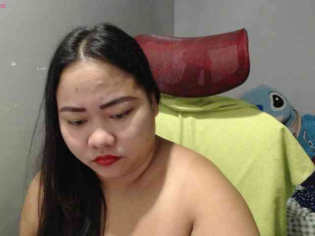 BubbleButtPinay webcam