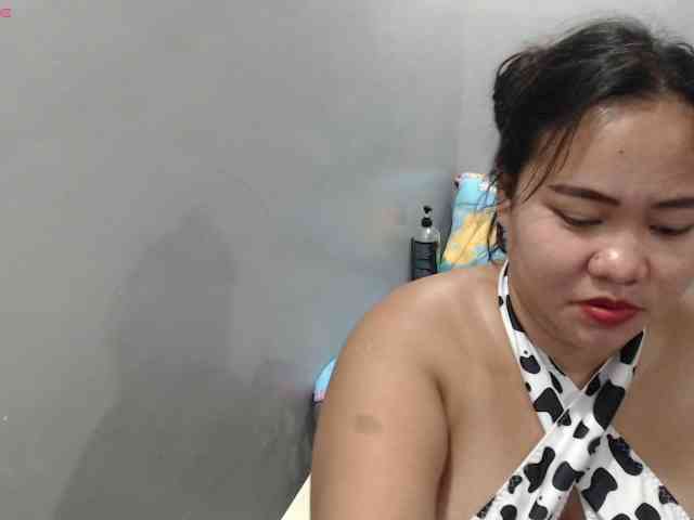 BubbleButtPinay webcam