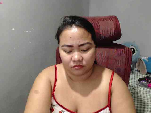 BubbleButtPinay webcam