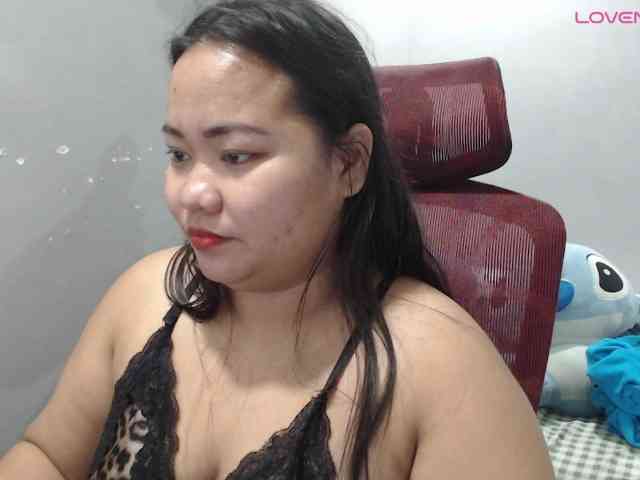 BubbleButtPinay webcam