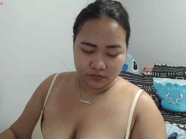 BubbleButtPinay webcam