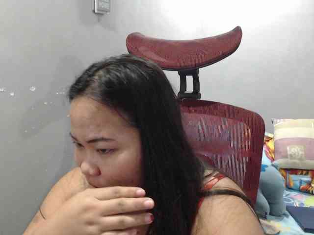 BubbleButtPinay webcam