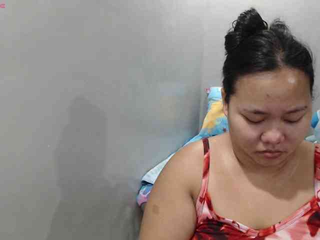 BubbleButtPinay webcam