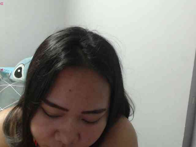 BubbleButtPinay webcam