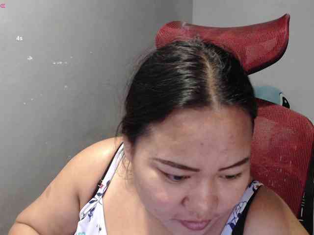 BubbleButtPinay webcam