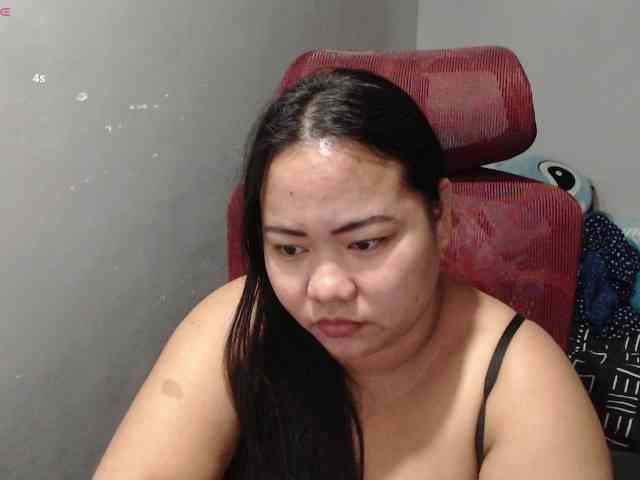 BubbleButtPinay webcam