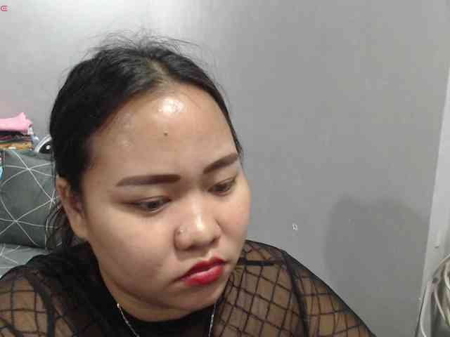 BubbleButtPinay webcam