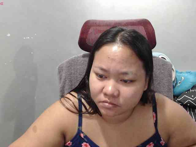 BubbleButtPinay webcam