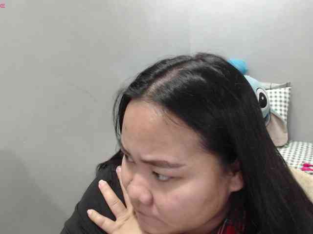 BubbleButtPinay webcam