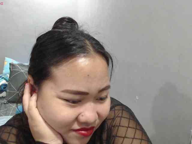 BubbleButtPinay webcam