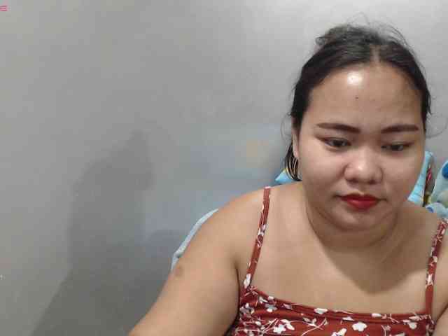 BubbleButtPinay webcam