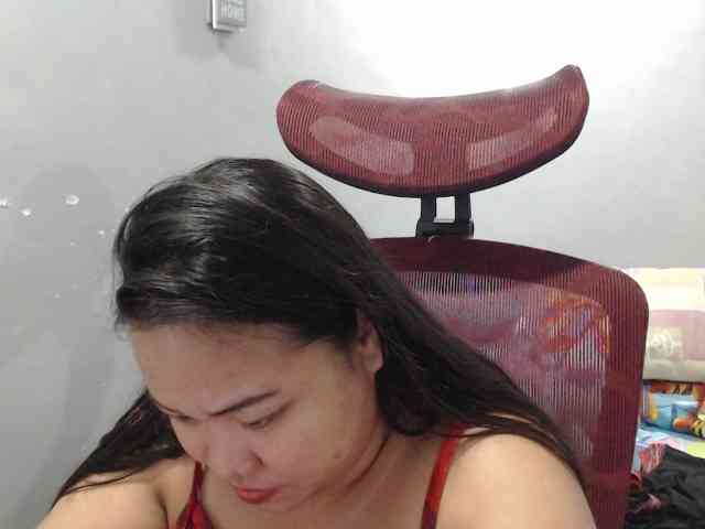 BubbleButtPinay webcam