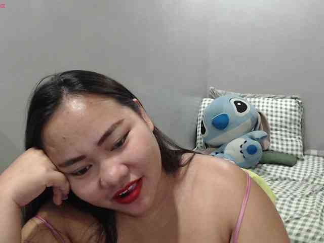 BubbleButtPinay webcam