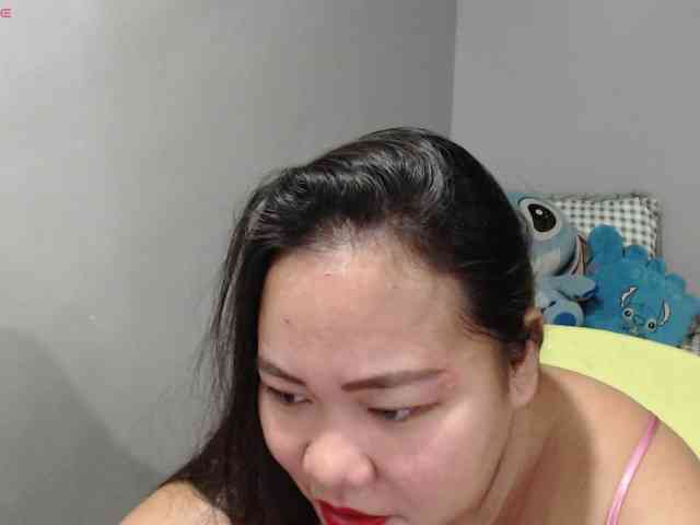 BubbleButtPinay webcam