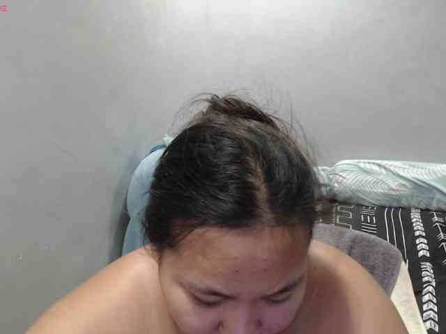 BubbleButtPinay webcam