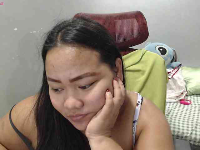 BubbleButtPinay webcam