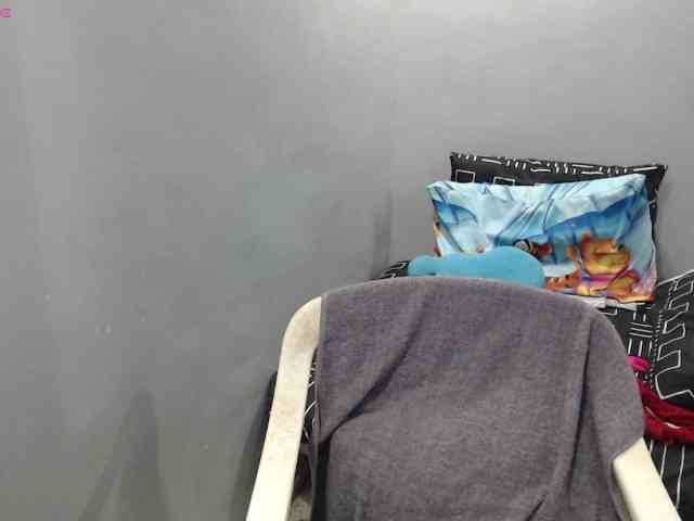 BubbleButtPinay webcam