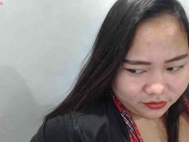 BubbleButtPinay webcam