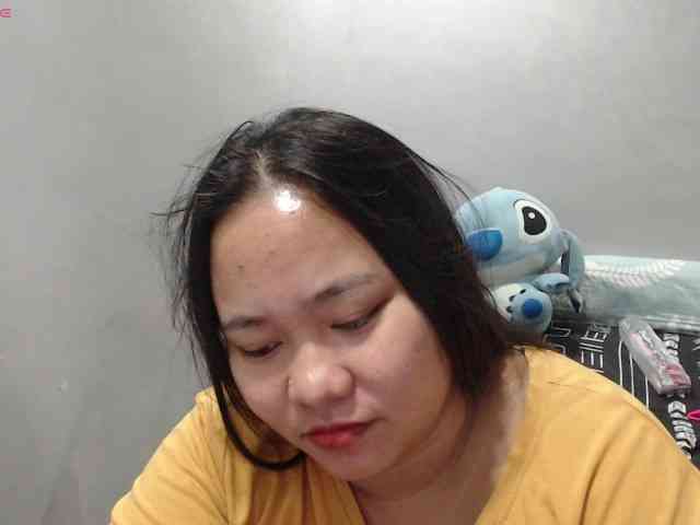 BubbleButtPinay webcam