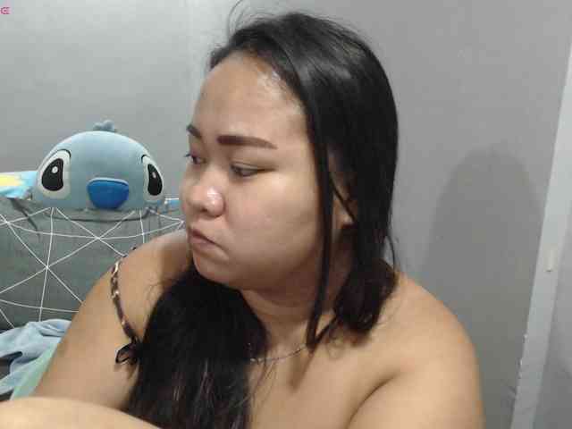 BubbleButtPinay webcam