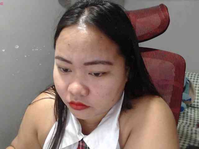 BubbleButtPinay webcam