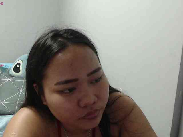 BubbleButtPinay webcam