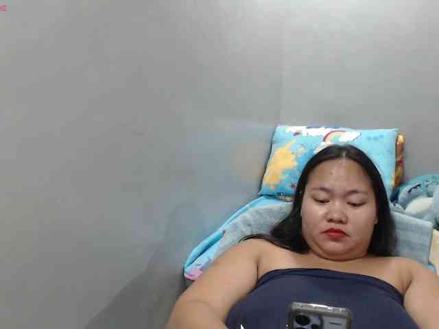 BubbleButtPinay webcam