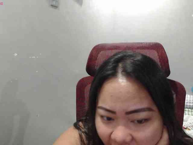 BubbleButtPinay webcam