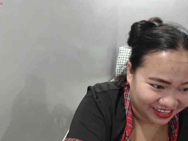 BubbleButtPinay webcam
