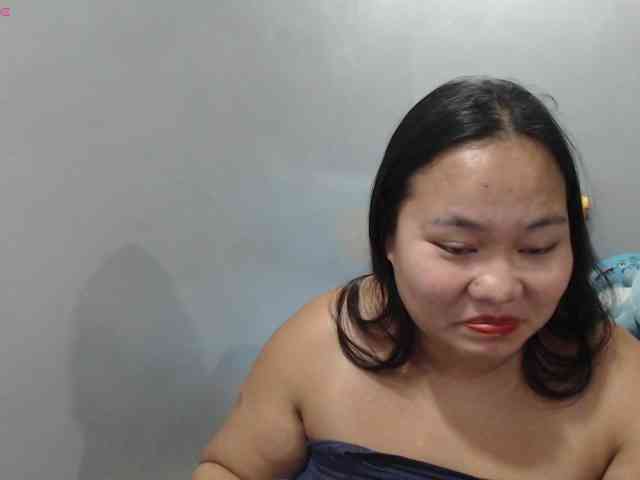 BubbleButtPinay webcam