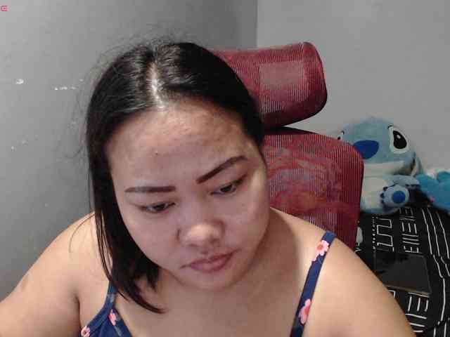 BubbleButtPinay webcam