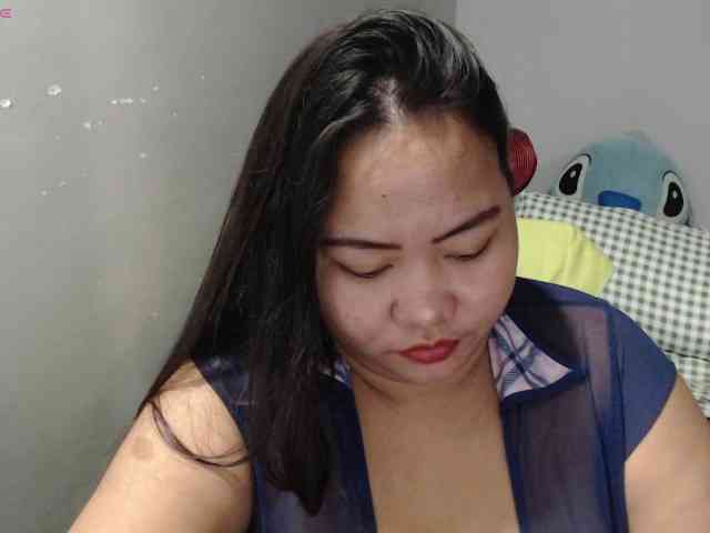 BubbleButtPinay webcam