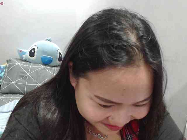 BubbleButtPinay webcam