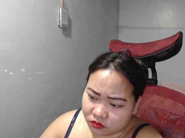 BubbleButtPinay webcam