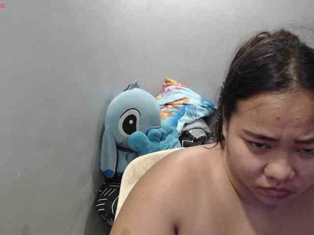 BubbleButtPinay webcam