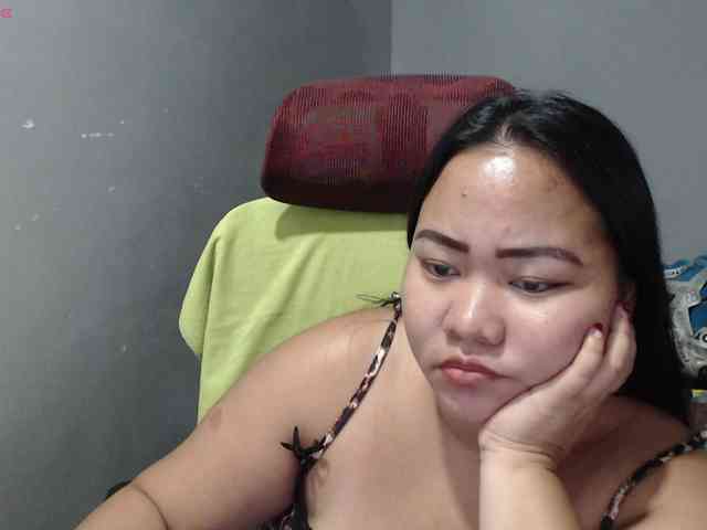 BubbleButtPinay webcam