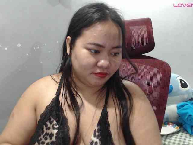 BubbleButtPinay webcam