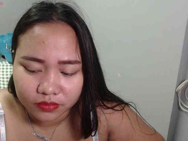 BubbleButtPinay webcam