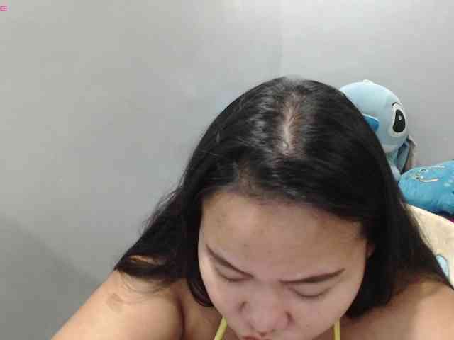 BubbleButtPinay webcam