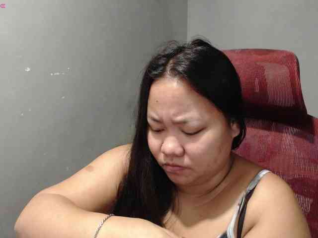 BubbleButtPinay webcam