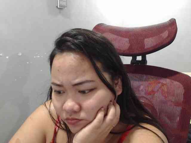 BubbleButtPinay webcam