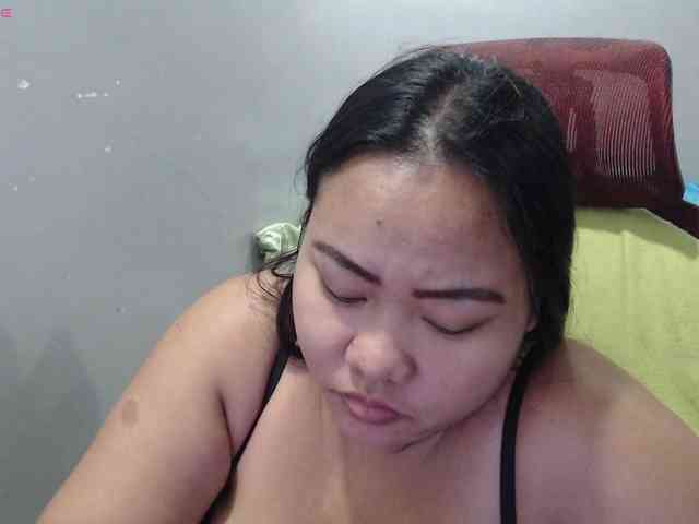 BubbleButtPinay webcam