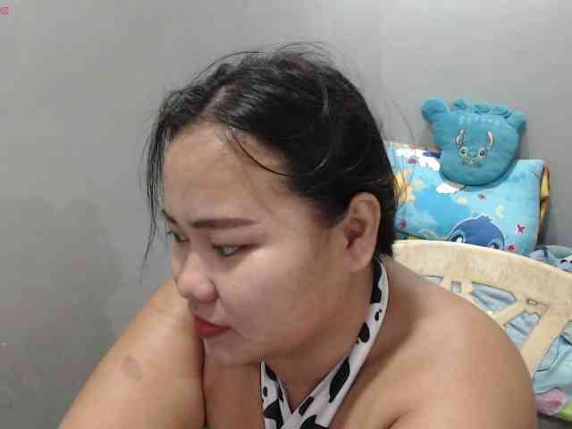BubbleButtPinay webcam