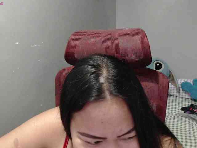 BubbleButtPinay webcam