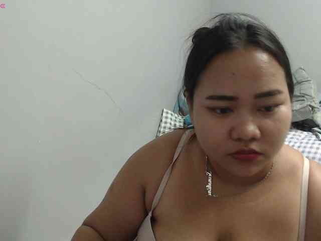 BubbleButtPinay webcam