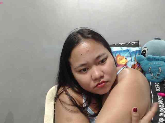 BubbleButtPinay webcam