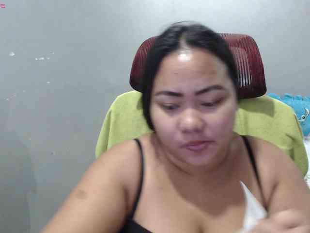 BubbleButtPinay webcam