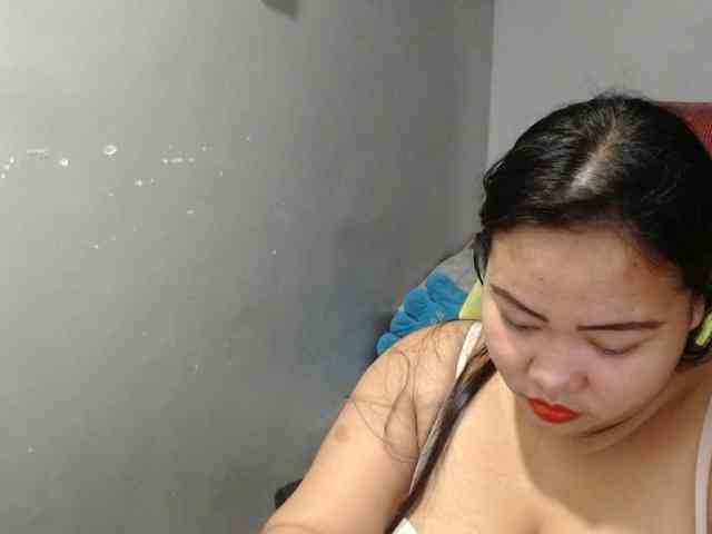 BubbleButtPinay webcam