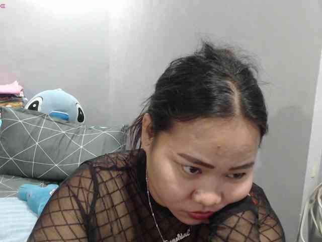 BubbleButtPinay webcam