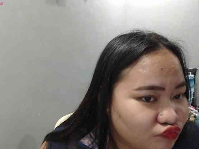 BubbleButtPinay webcam